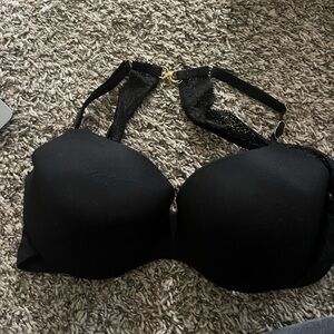 black bra w/ gold details